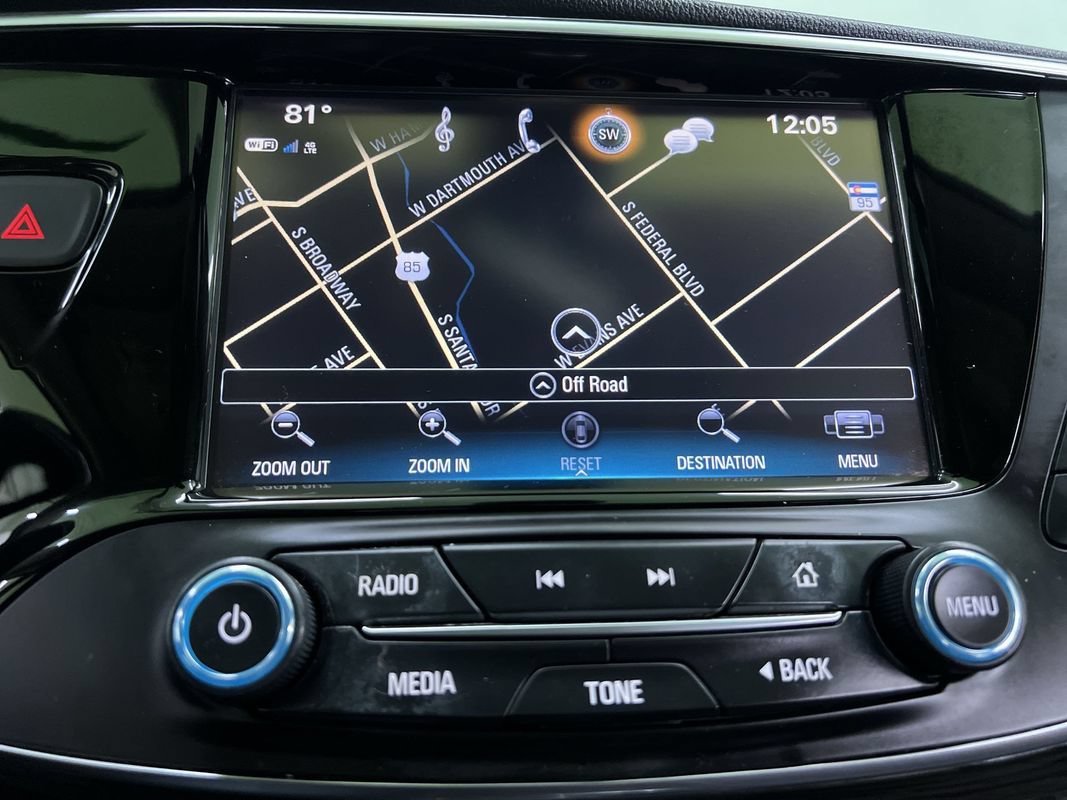 Used 2018 Buick Envision Premium AWD/4WD image 23