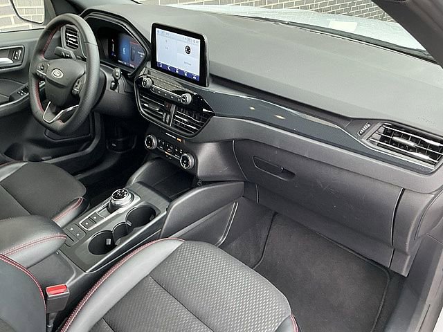 Used 2025 Ford Escape ST-Line image 20