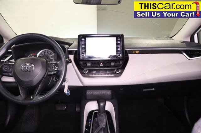 Used 2022 Toyota Corolla LE FWD image 22
