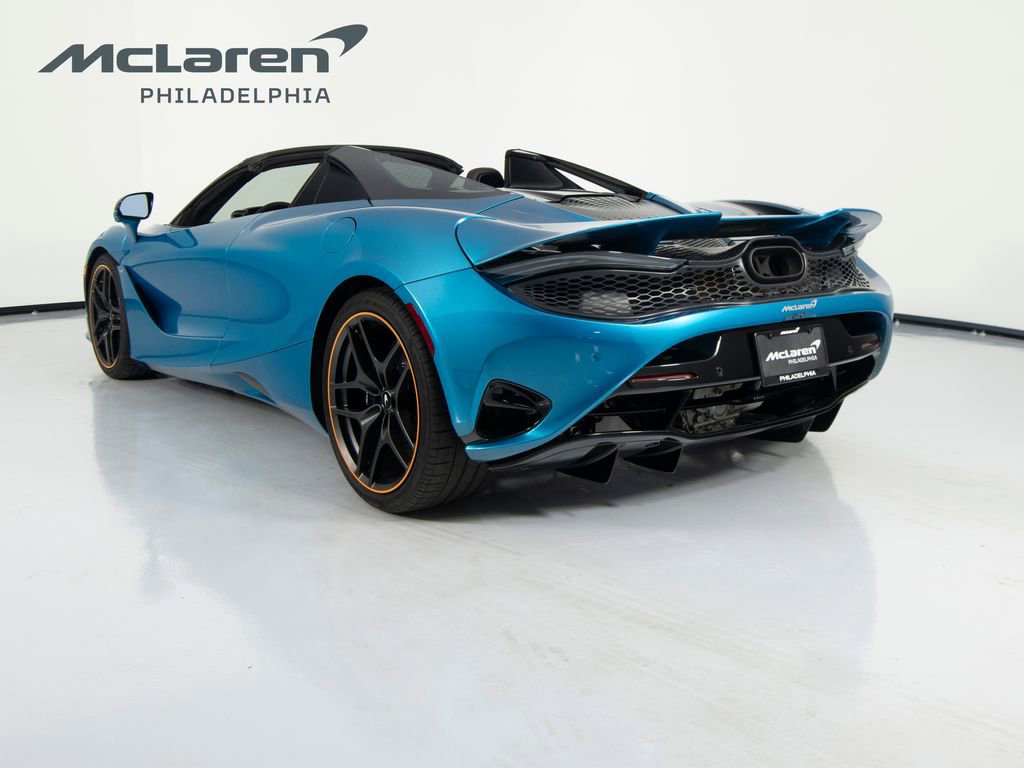 Used 2024 McLaren 750S Spider RWD image 8