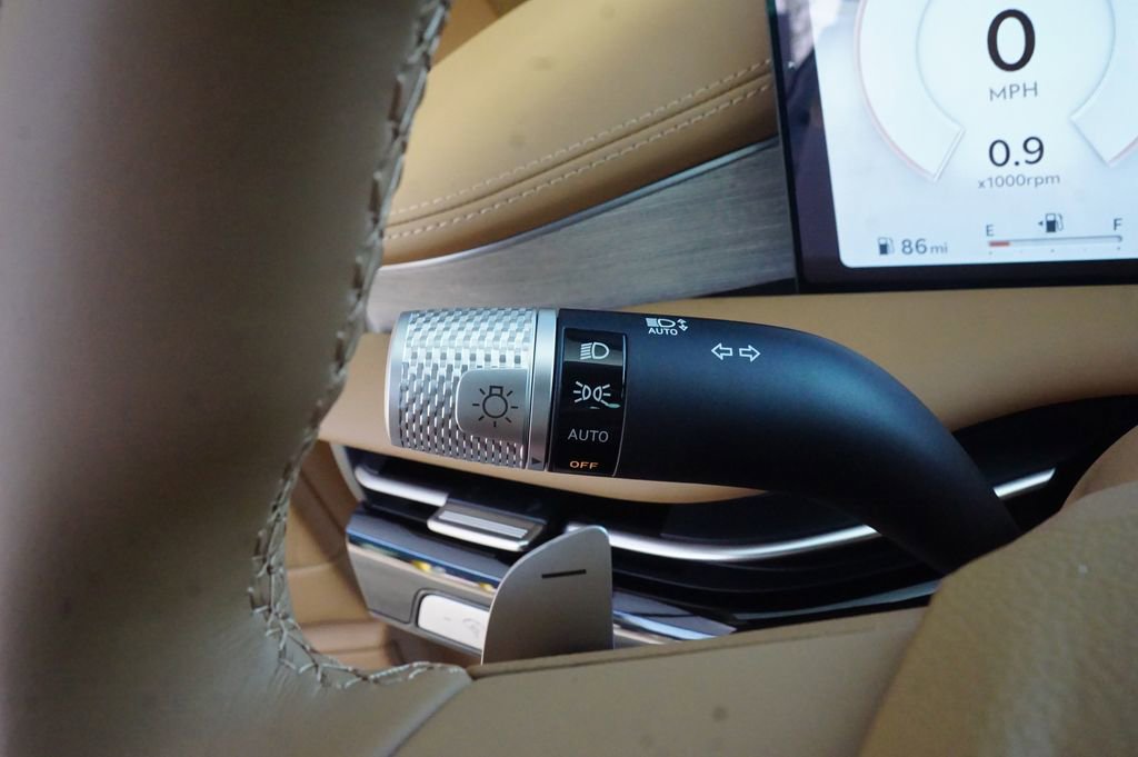 New 2025 Genesis G80 2.5T Advanced image 12