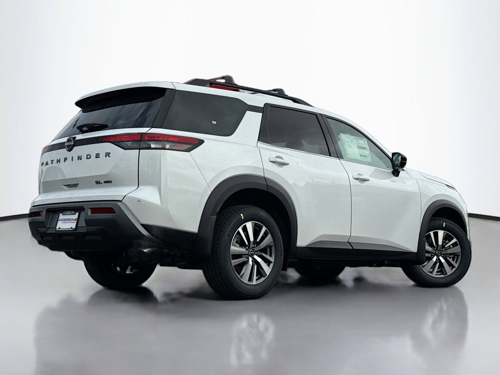 New 2026 Nissan Pathfinder SL AWD/4WD image 2