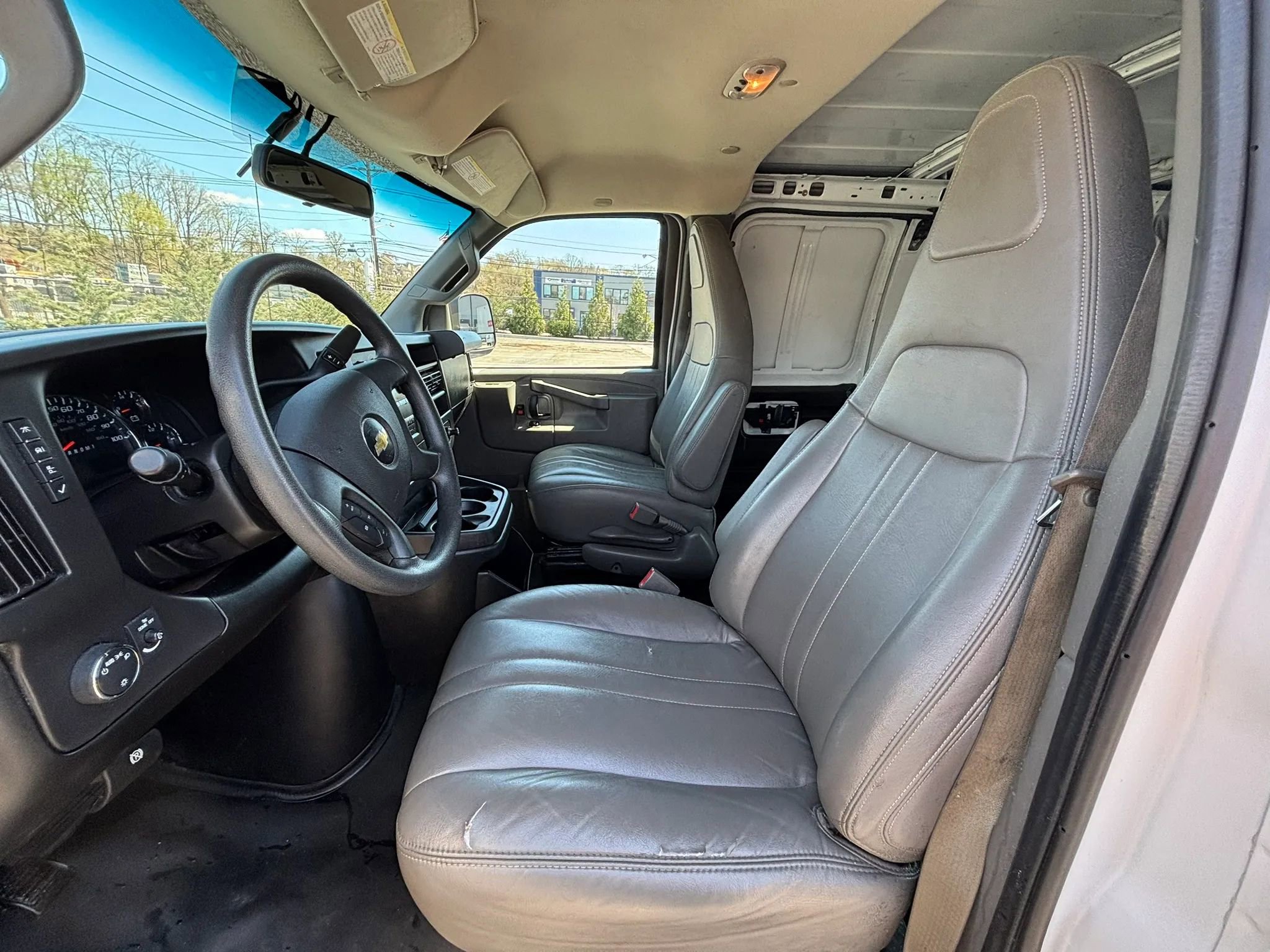Used 2019 Chevrolet Express 2500 Extended w/ Driver Convenience Package RWD image 16