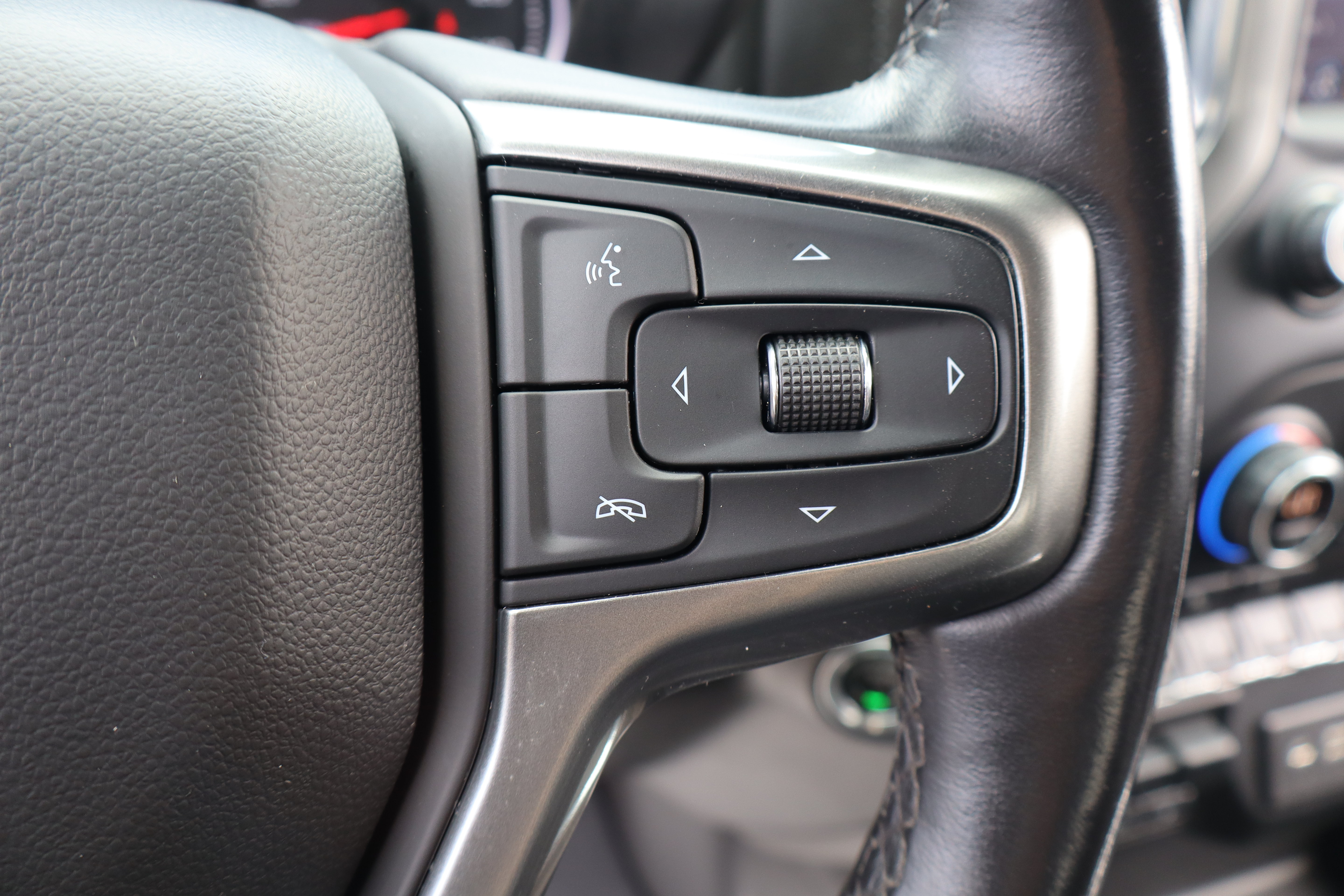 Used 2021 Chevrolet Silverado 1500 RST AWD/4WD image 18