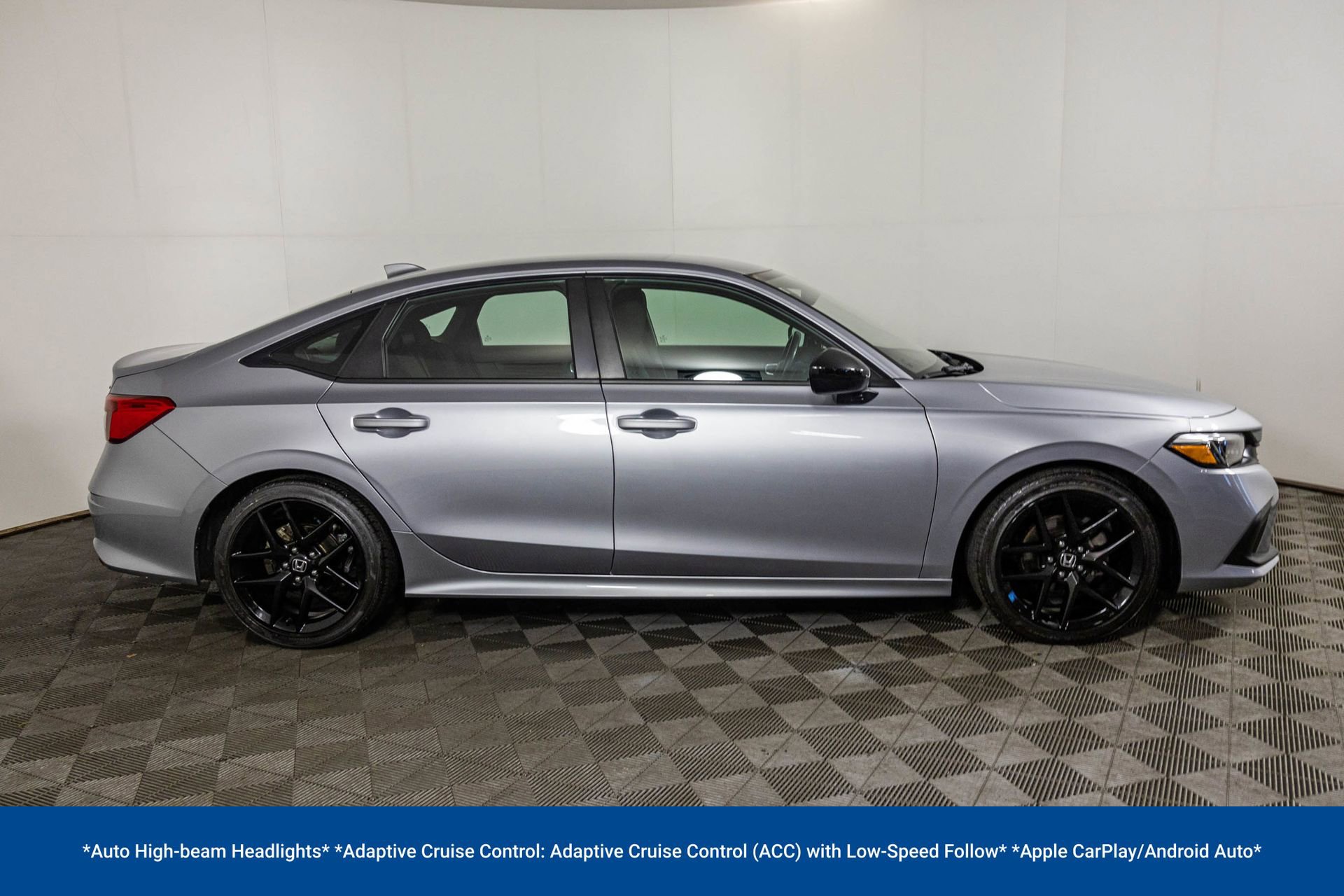 Used 2022 Honda Civic Sport image 8