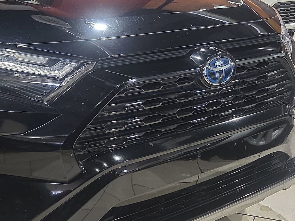 Certified 2024 Toyota RAV4 SE w/ Convenience Package AWD/4WD image 6