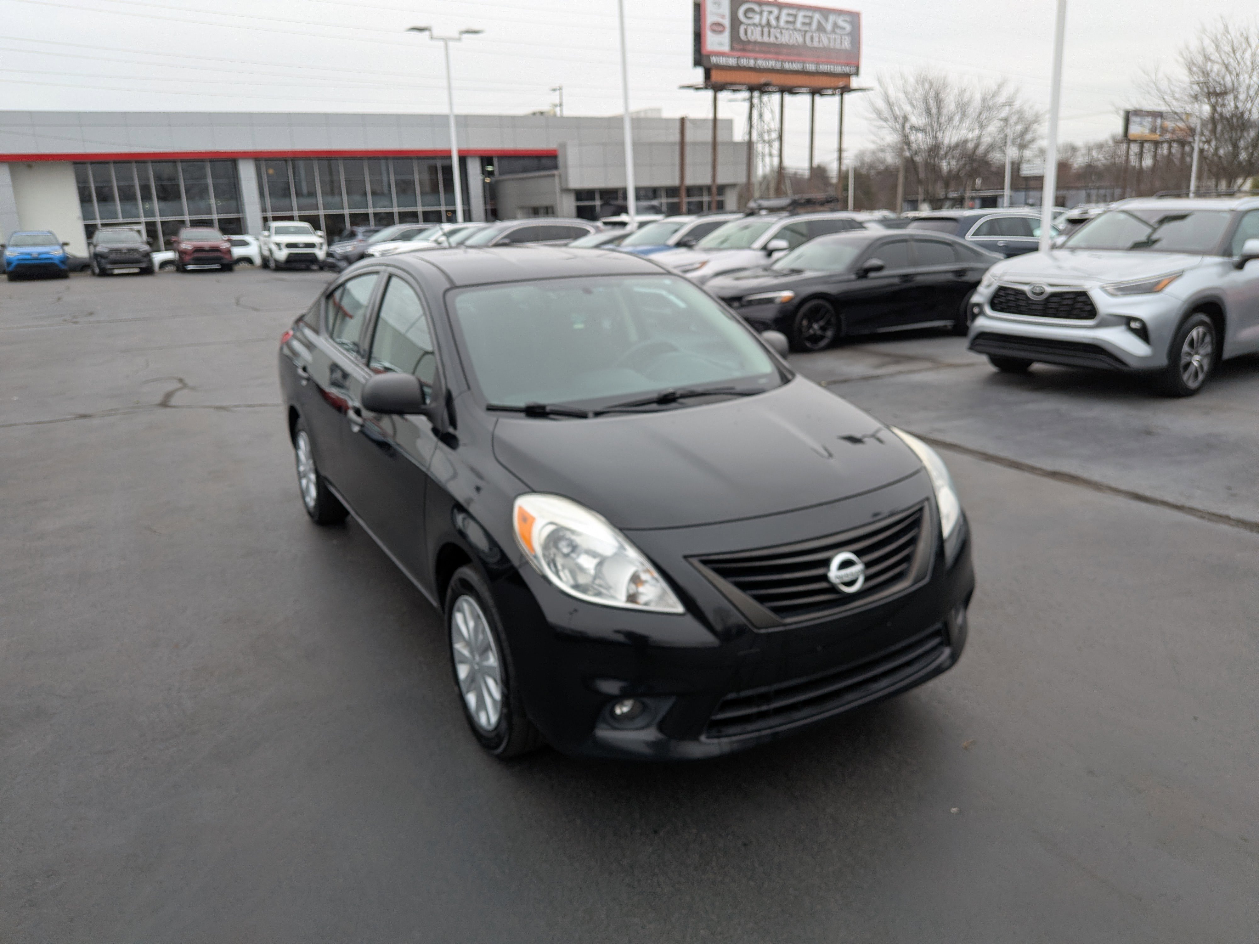 Used 2012 Nissan Versa S image 2