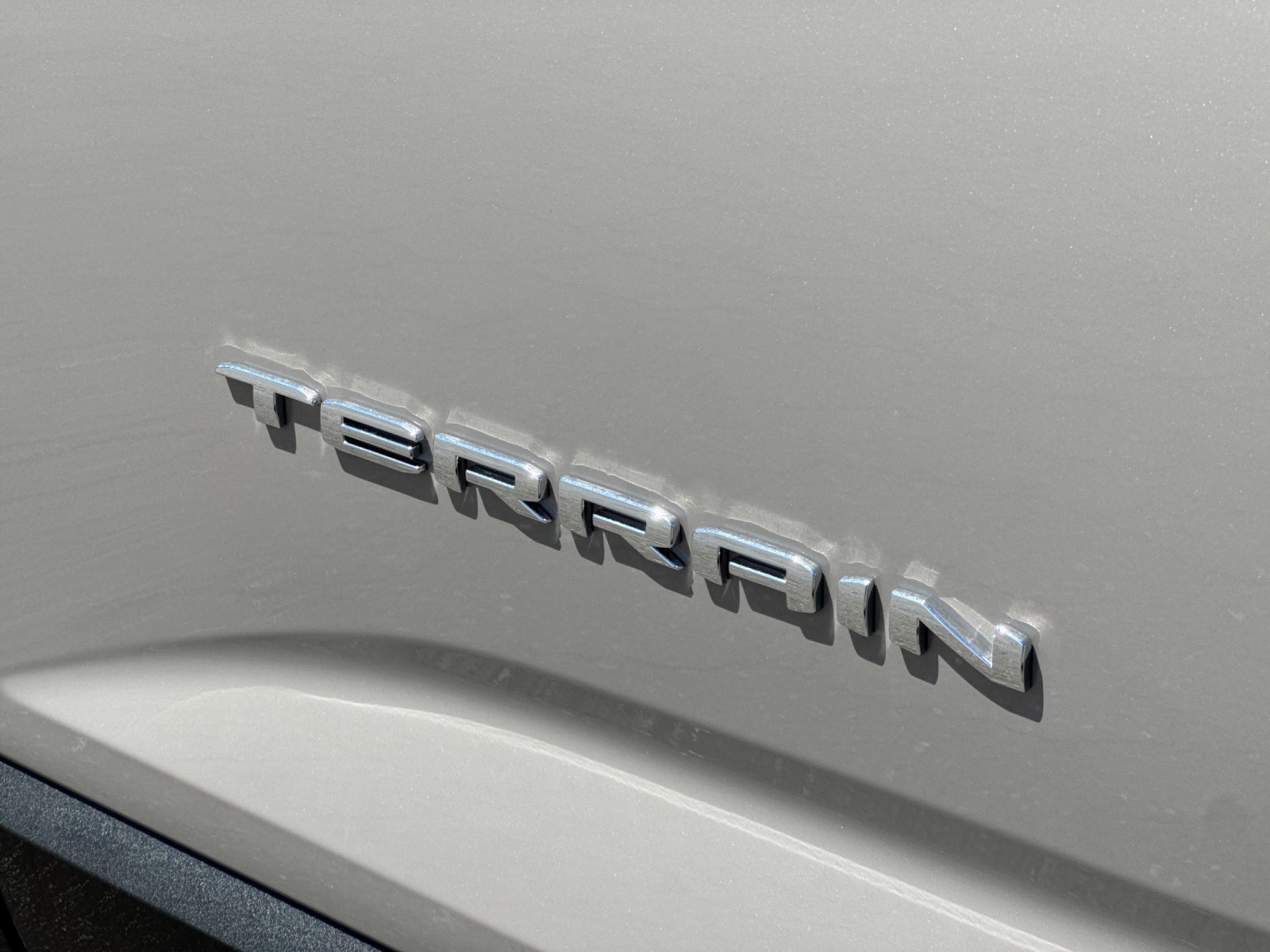 New 2027 GMC Terrain Elevation w/ Elevation Premium Package FWD image 32