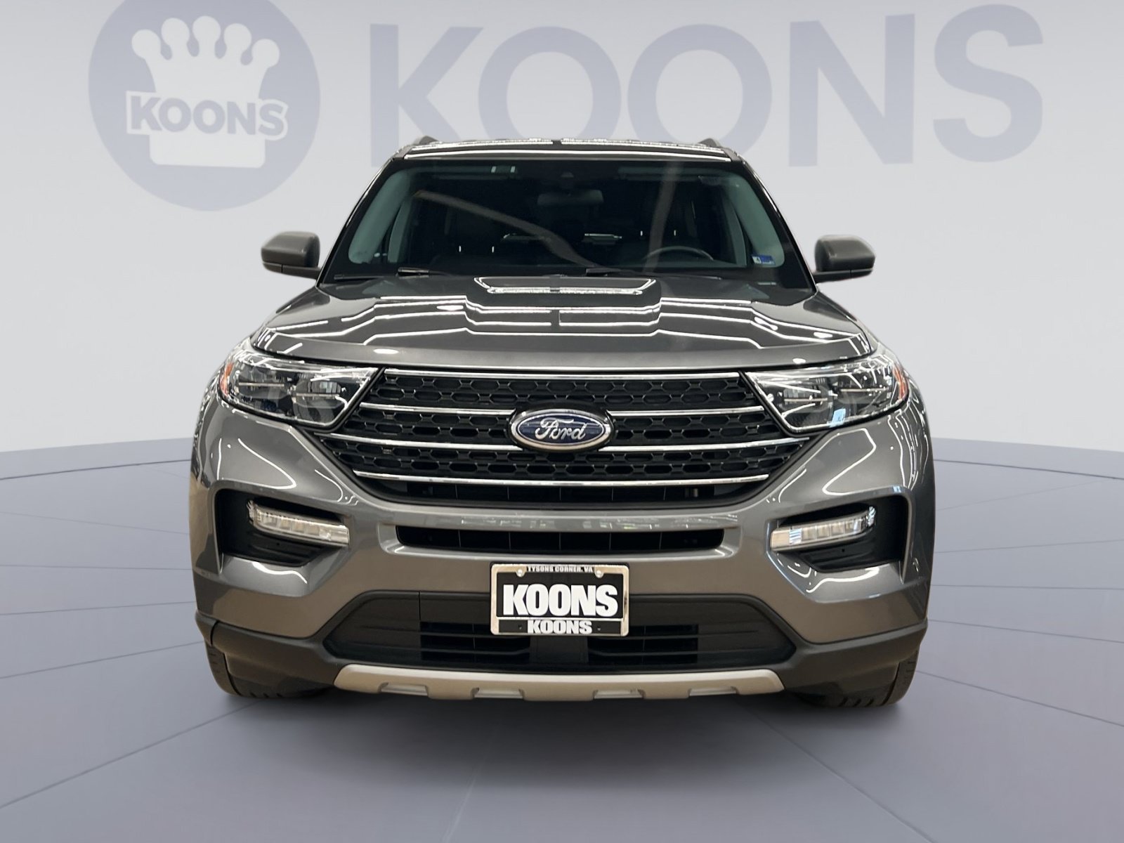 Used 2022 Ford Explorer XLT w/ Equipment Group 202A AWD/4WD image 8