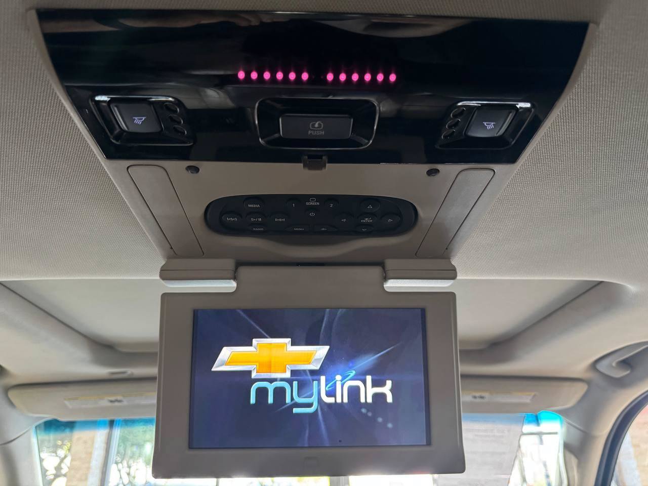 Used 2015 Chevrolet Tahoe LTZ AWD/4WD image 38