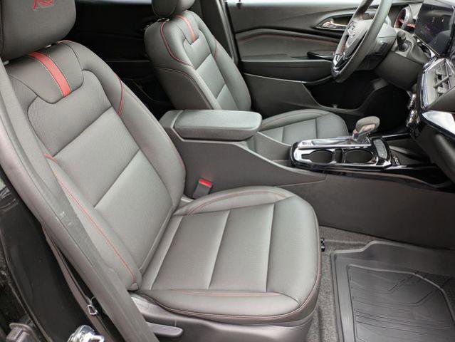 New 2026 Chevrolet Trax RS w/ Sunroof Package FWD image 29