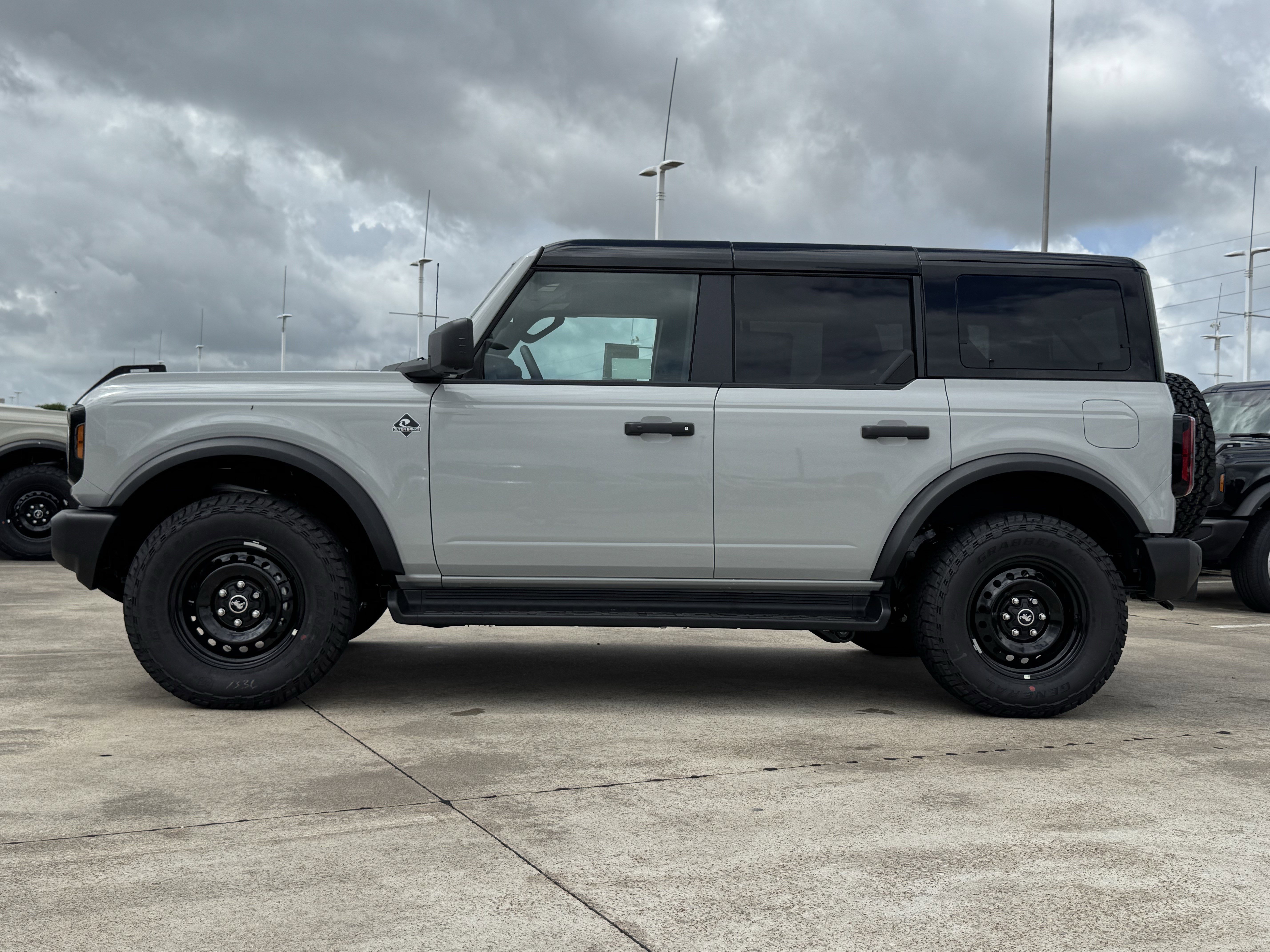 New 2026 Ford Bronco Outer Banks AWD/4WD image 7