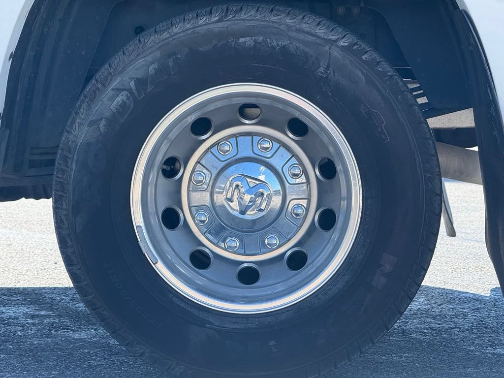 Used 2025 RAM 3500 Longhorn AWD/4WD image 3