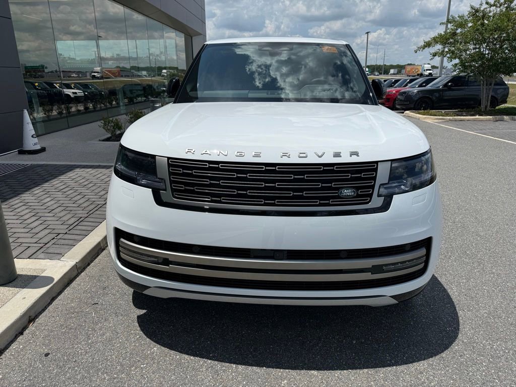 New 2026 Land Rover Range Rover SE AWD/4WD image 2