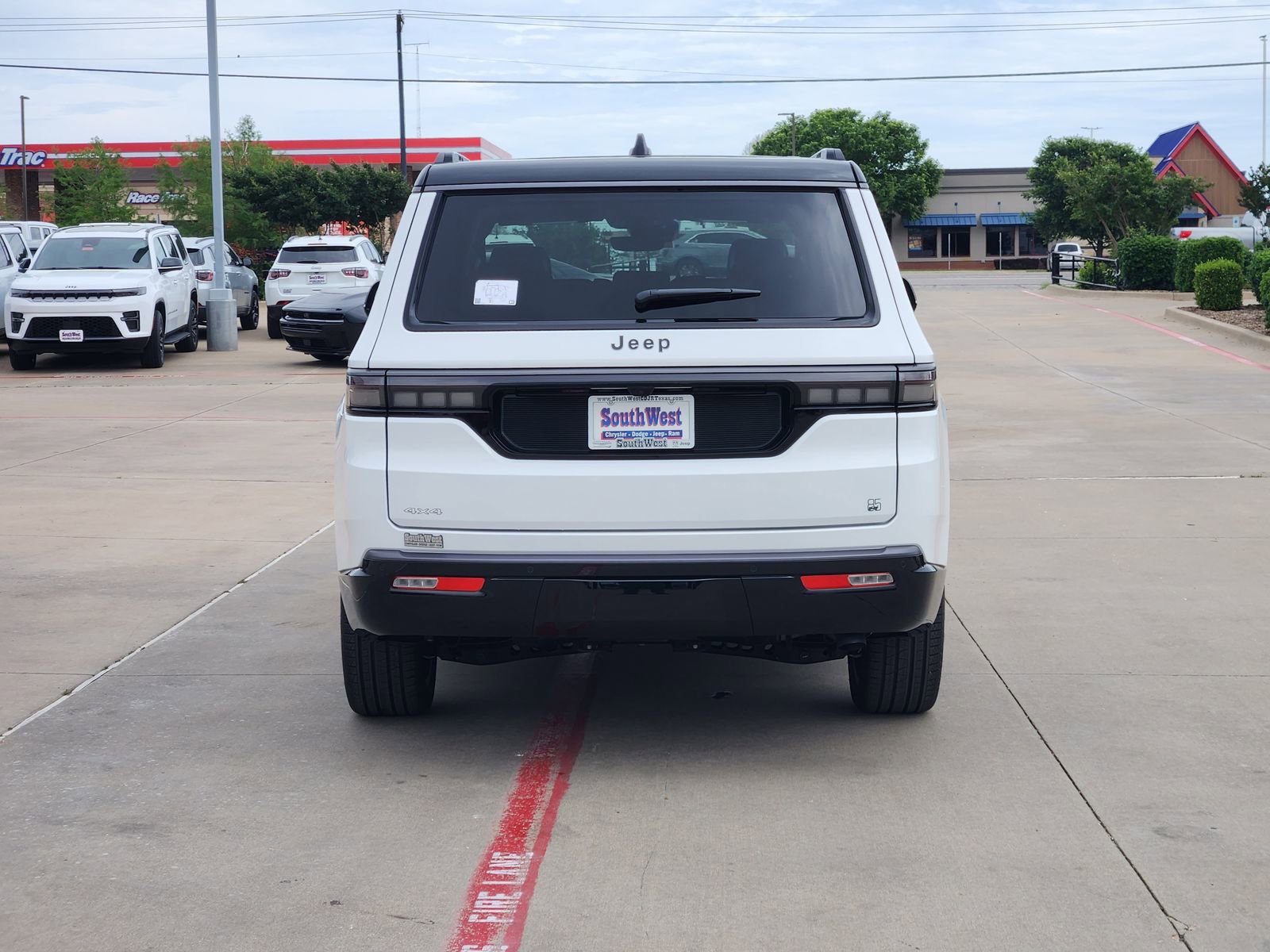 New 2026 Jeep Grand Wagoneer 4WD image 8