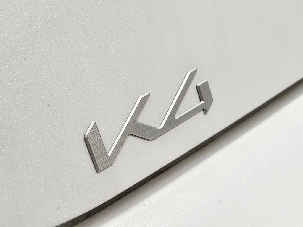 New 2025 Kia K4 GT-Line w/ GT-Line Sunroof Package image 8