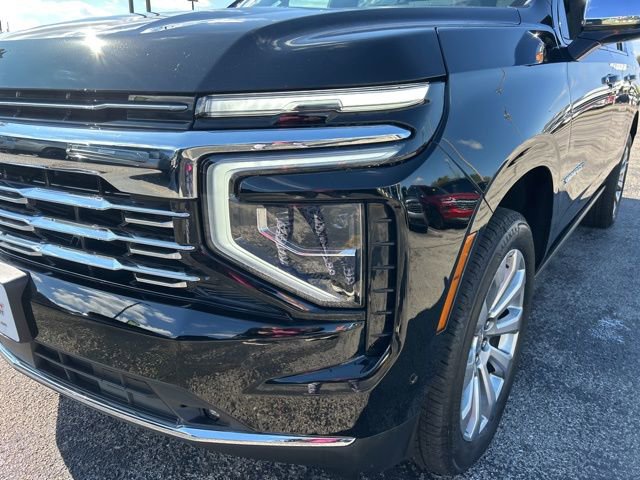 New 2026 Chevrolet Suburban Premier image 9