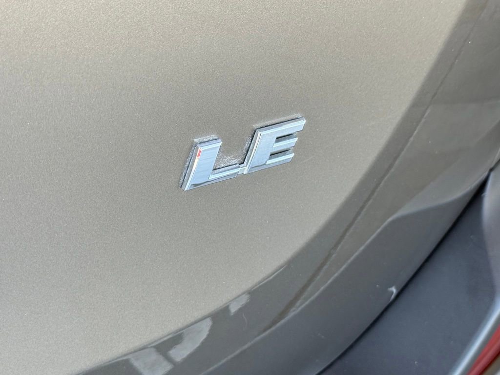 Used 2014 Toyota RAV4 LE image 14