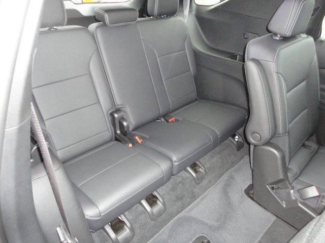 Used 2026 Chevrolet Traverse LT AWD/4WD image 17