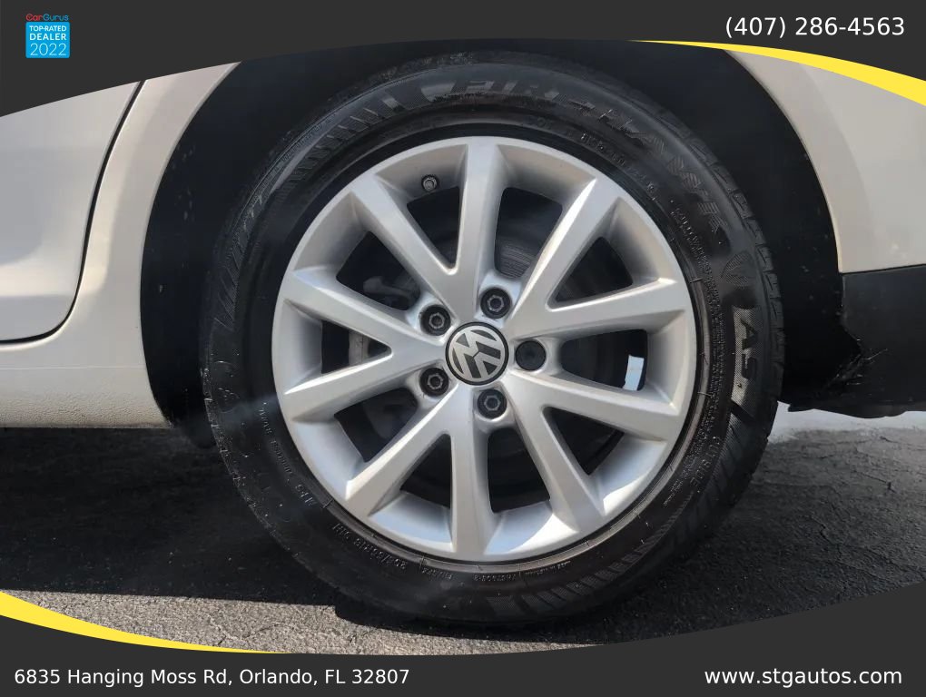 Used 2010 Volkswagen Jetta SE FWD image 32