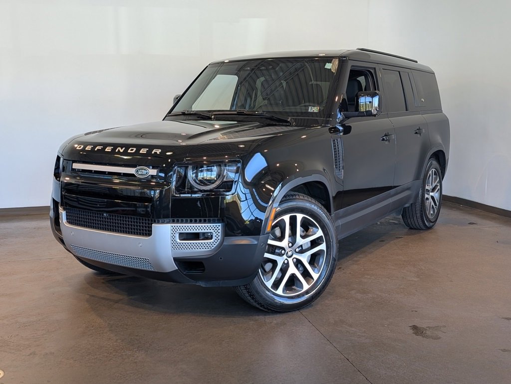 Used 2023 Land Rover Defender 130 SE image 1