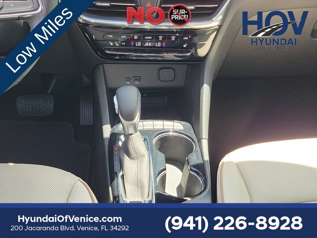 Used 2026 Buick Encore GX Avenir w/ Avenir Technology Package FWD image 23