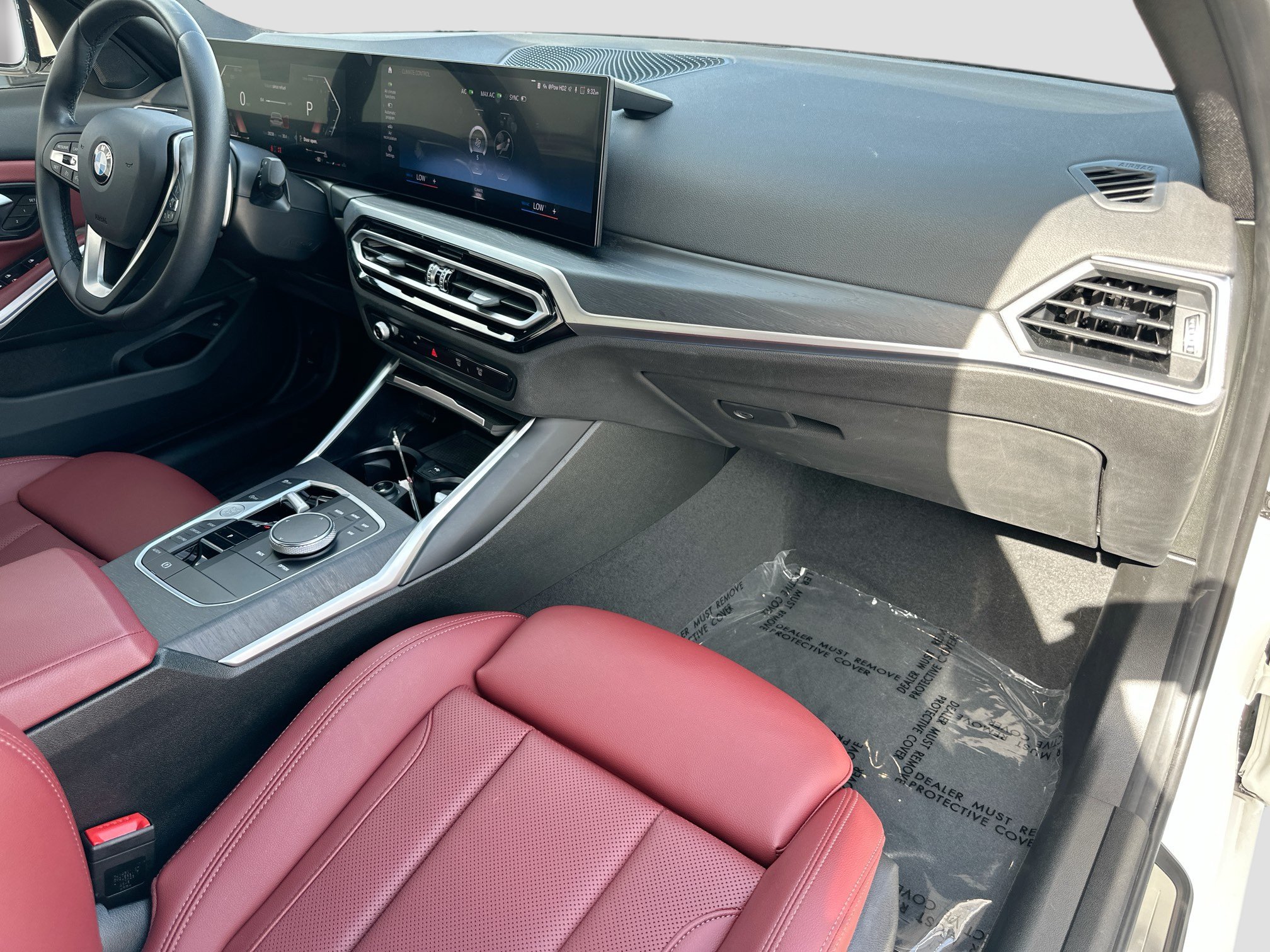 Certified 2023 BMW 330i Sedan RWD image 29