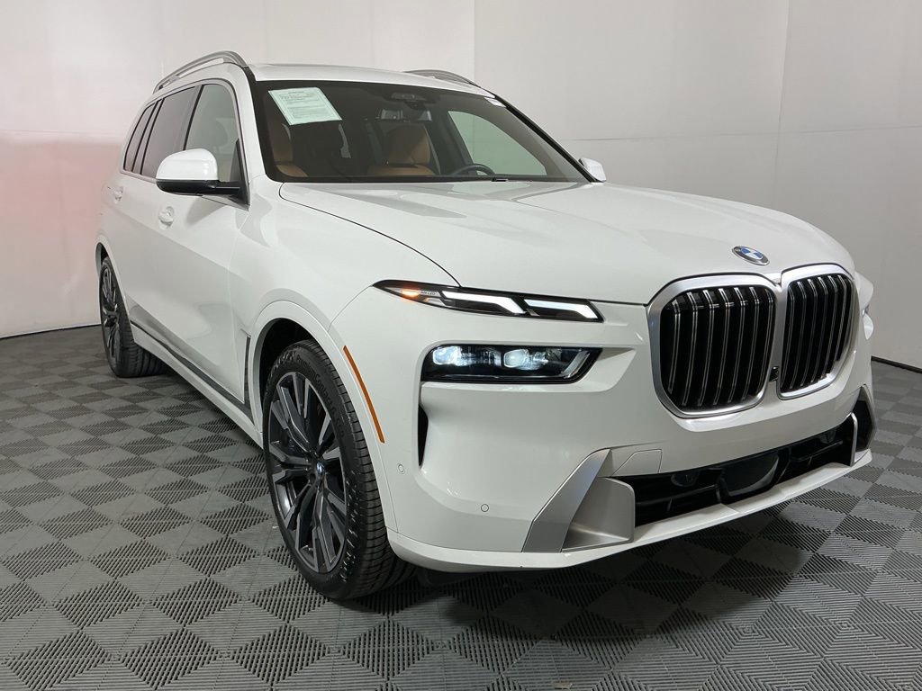 Certified 2024 BMW X7 xDrive40i AWD/4WD image 4