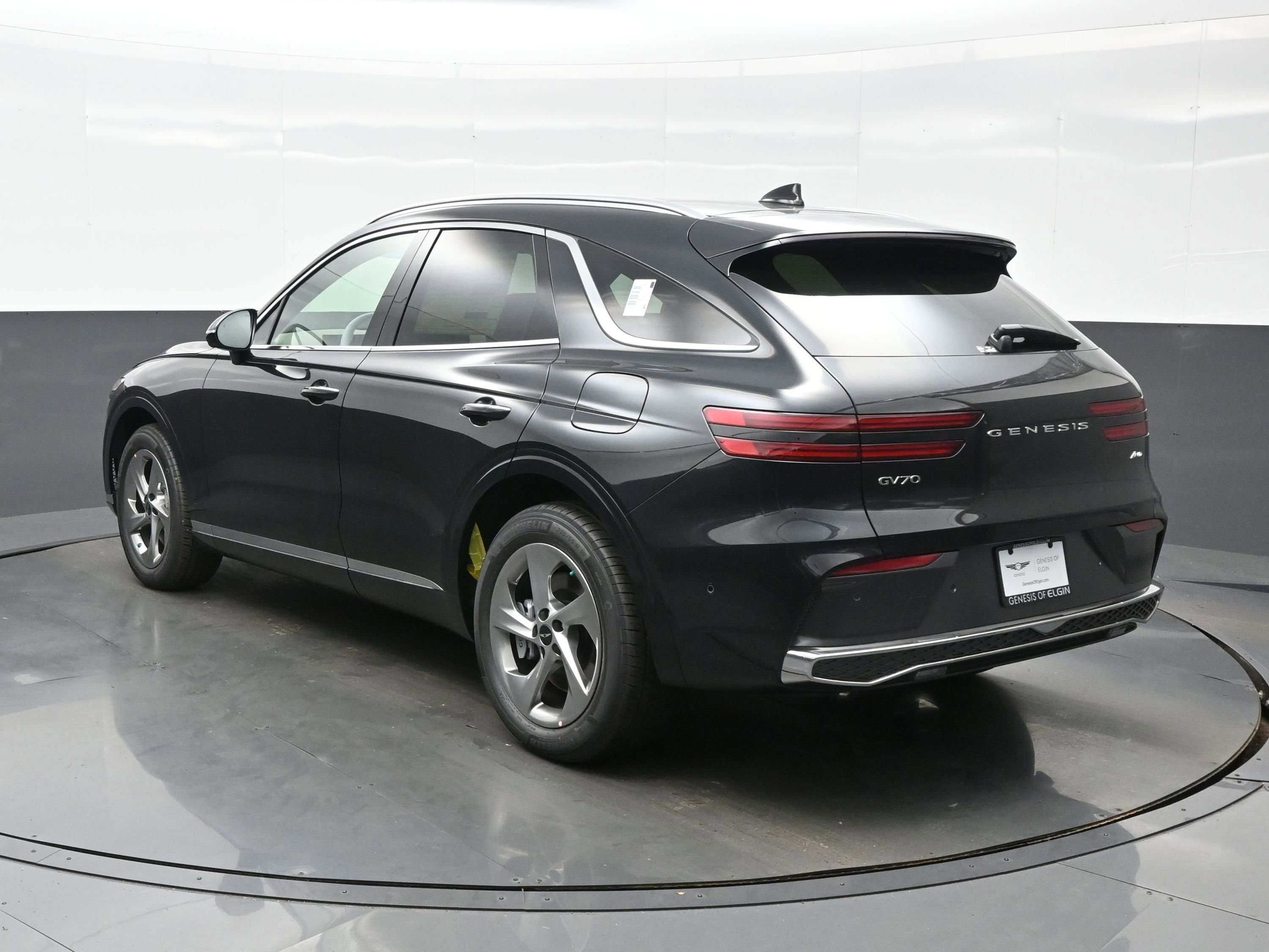New 2026 Genesis GV70 2.5T Advanced image 4