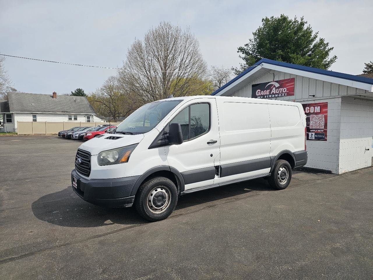 Used 2015 Ford Transit 250 130 Low Roof RWD image 5