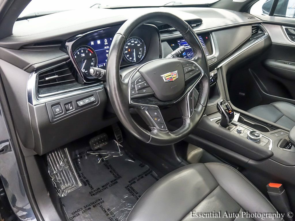 Used 2020 Cadillac XT5 Premium Luxury image 10