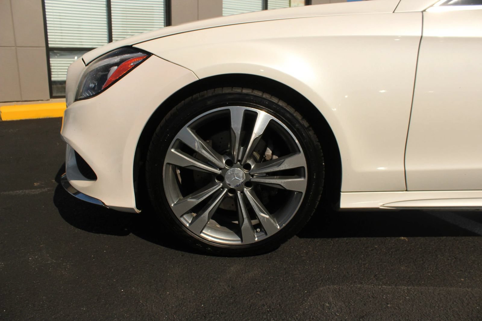 Used 2016 Mercedes-Benz CLS 400 4MATIC image 3