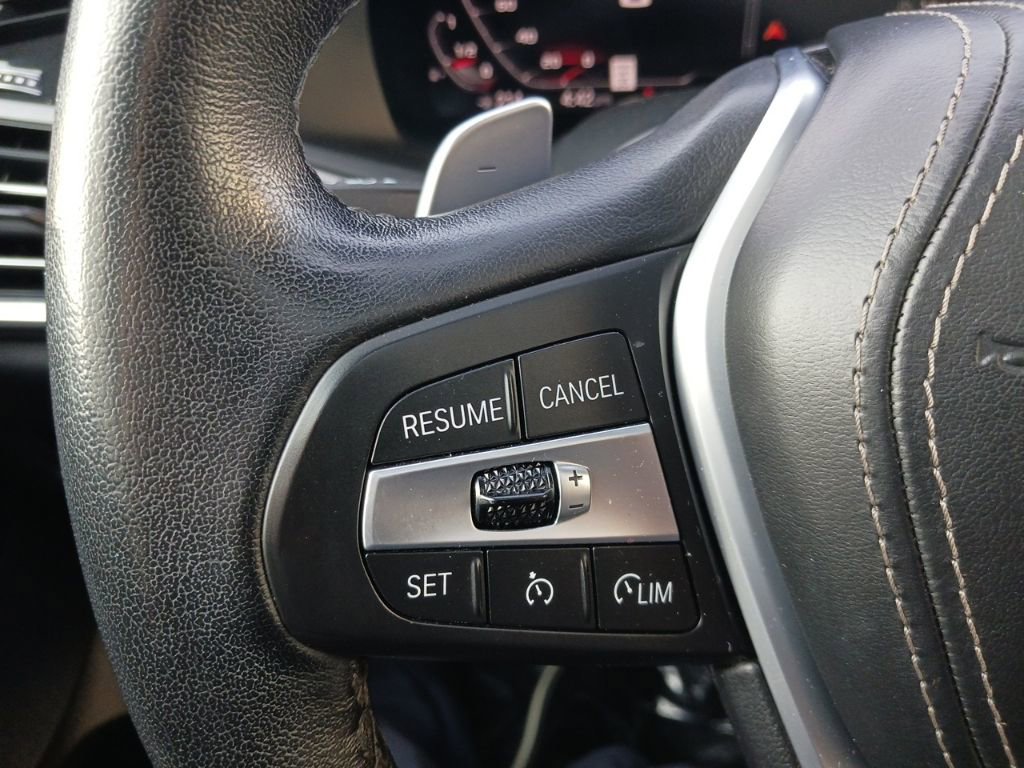 Used 2022 BMW X5 xDrive40i w/ Climate Comfort Package AWD/4WD image 15
