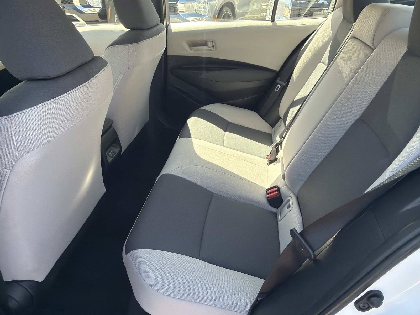 Used 2024 Toyota Corolla LE FWD image 8