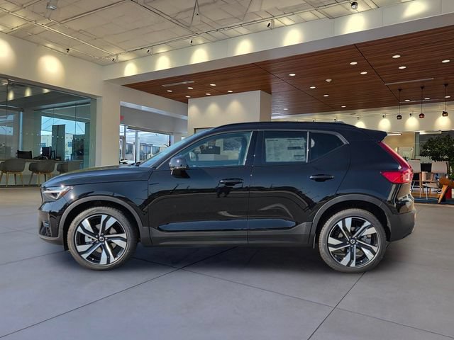 New 2026 Volvo XC40 B5 Ultra w/ Protection Package Premier AWD/4WD image 3