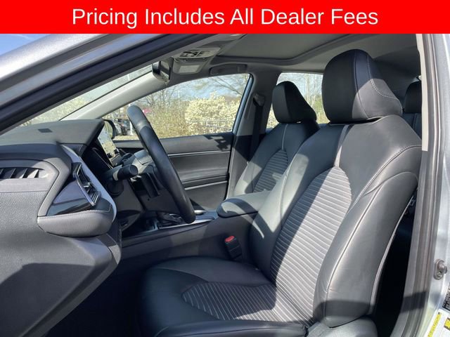Used 2024 Toyota Camry SE w/ Convenience Package FWD image 19