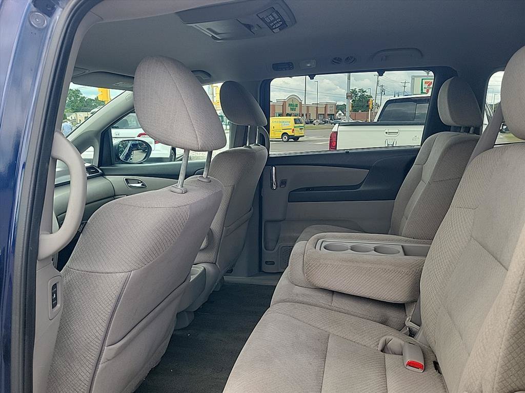 Used 2016 Honda Odyssey SE image 15