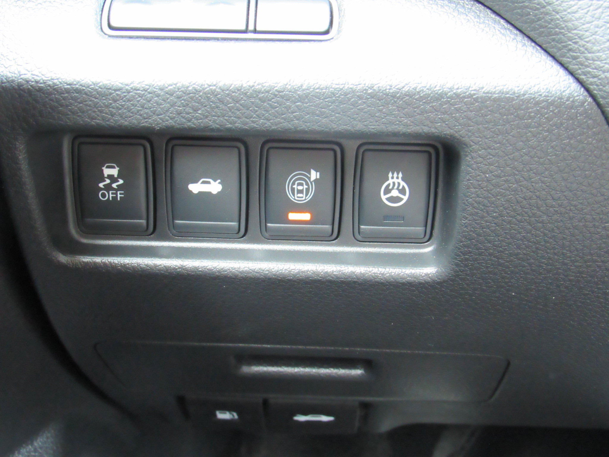 Used 2015 Nissan Altima 3.5 SL FWD image 15