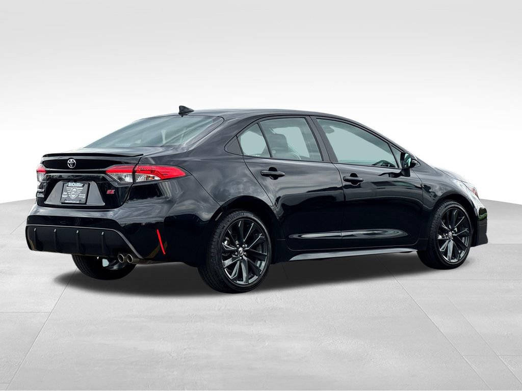 Used 2024 Toyota Corolla SE FWD image 7