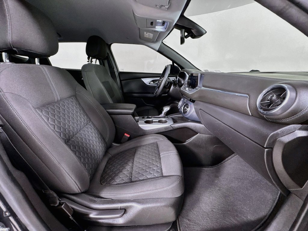 Used 2021 Chevrolet Blazer LT FWD image 36