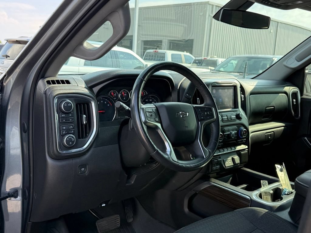 Used 2021 Chevrolet Silverado 1500 LT Trail Boss AWD/4WD image 4
