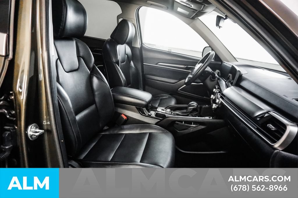 Used 2024 Kia Telluride S w/ S Sunroof Package FWD image 19