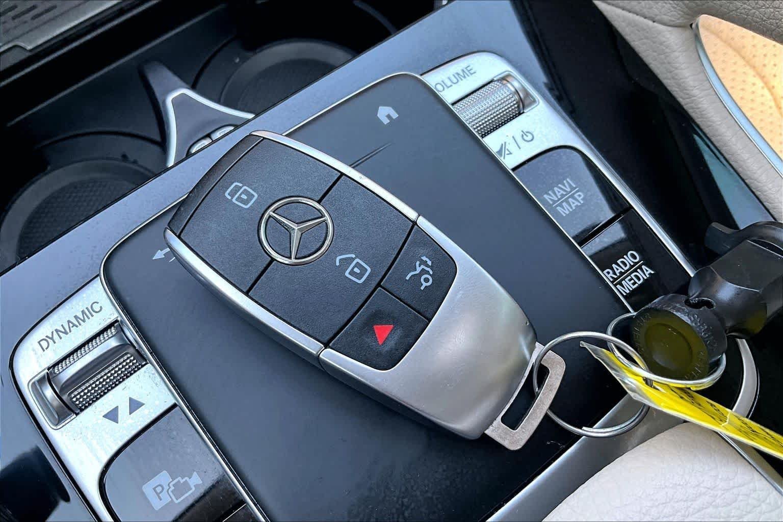 Used 2020 Mercedes-Benz GLS 450 4MATIC image 15