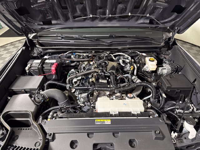 Used 2025 Toyota Tacoma TRD Off-Road AWD/4WD image 35