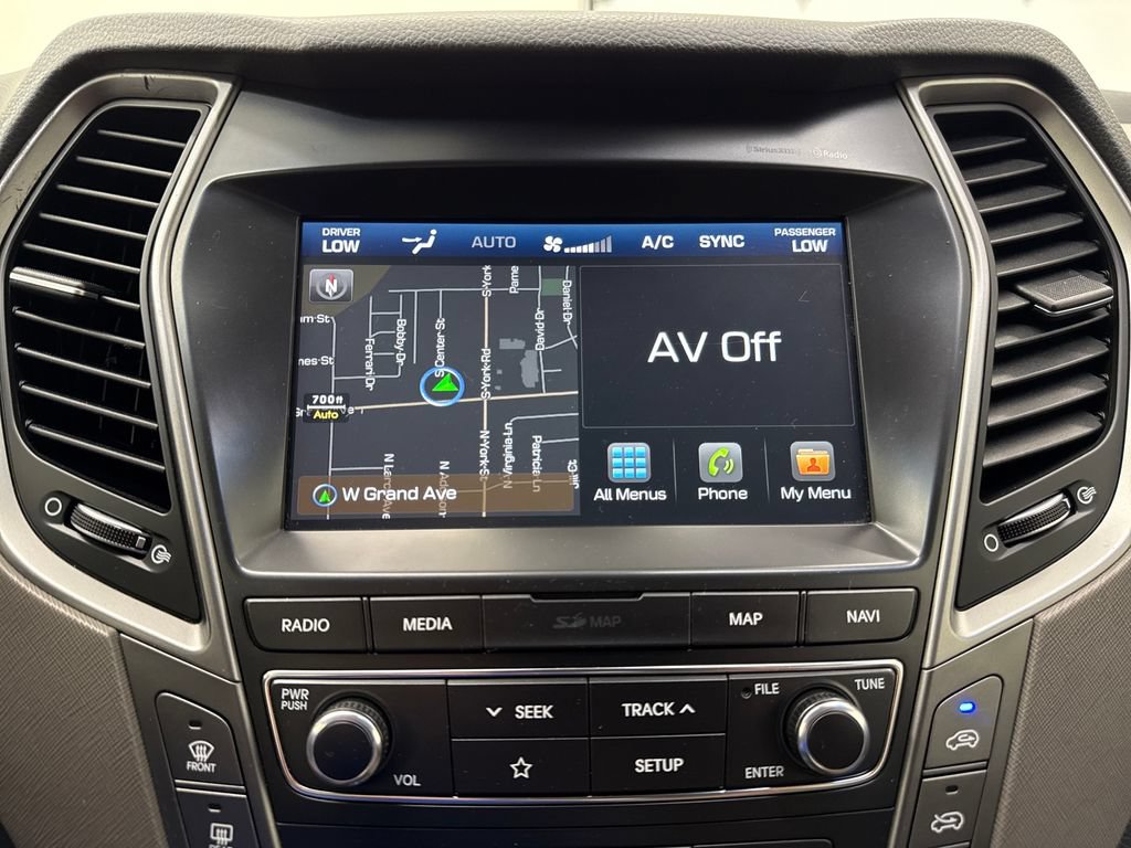 Used 2019 Hyundai Santa Fe XL AWD/4WD image 19