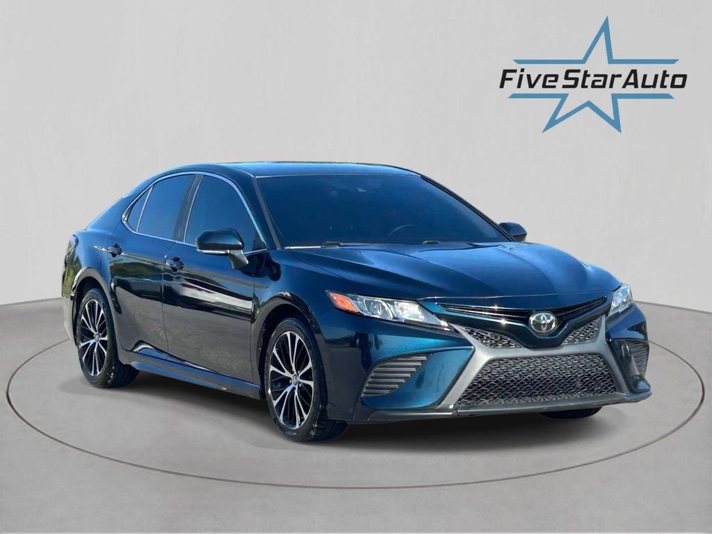 Used 2019 Toyota Camry SE w/ Convenience Package