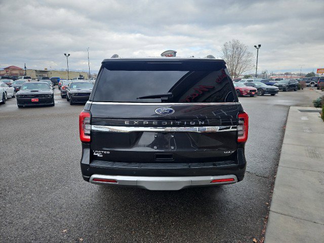Used 2022 Ford Expedition Max Limited image 4