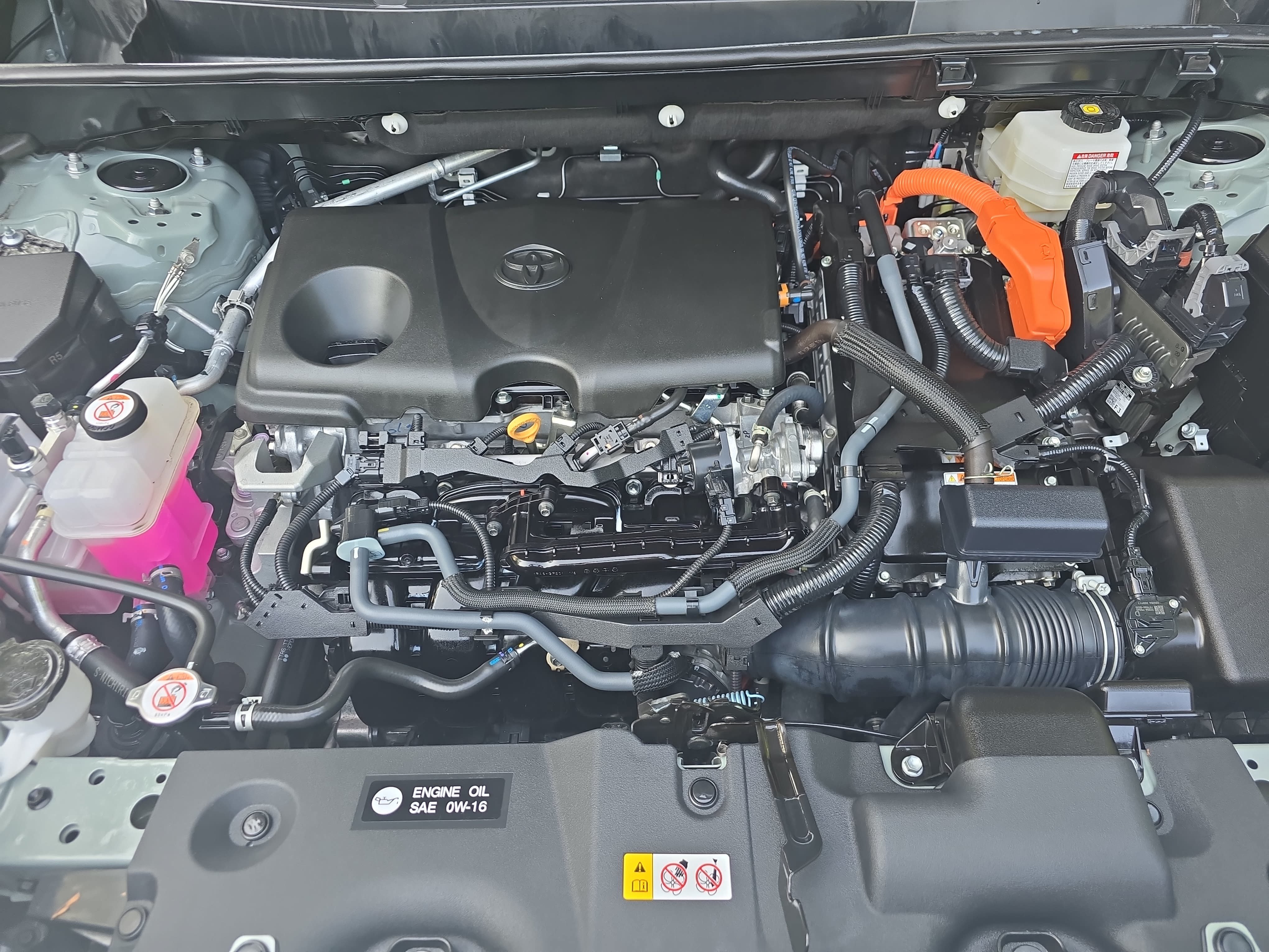 Used 2023 Toyota RAV4 XLE AWD/4WD image 27