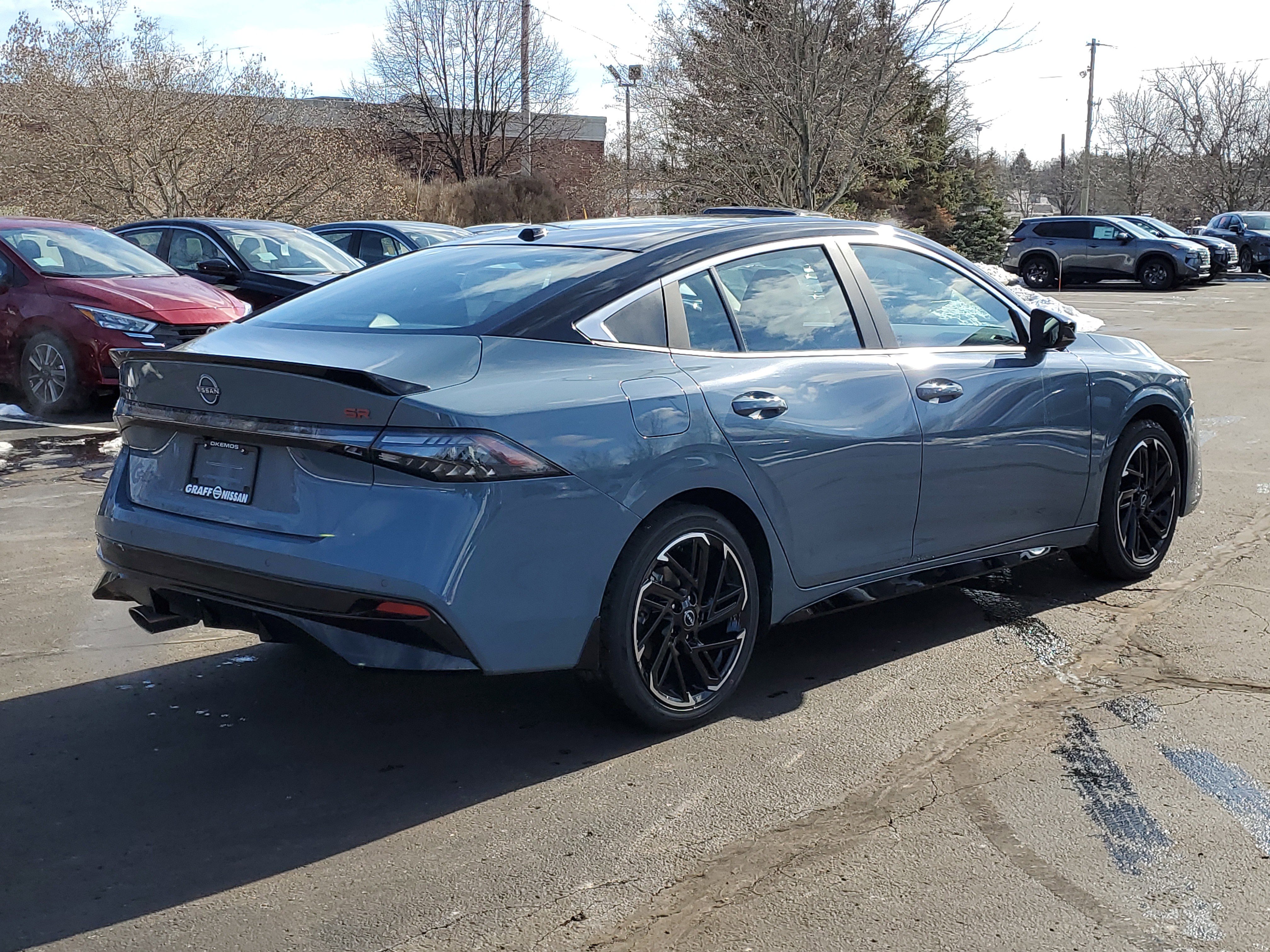 New 2026 Nissan Sentra SR w/ SR Premium Package image 3