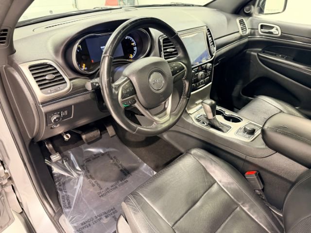 Used 2019 Jeep Grand Cherokee Limited w/ Luxury Group II AWD/4WD image 38